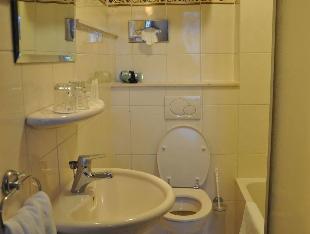 Hotel Agora Амстердам Екстериор снимка